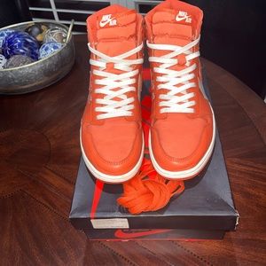 Air Jordan 1 retro high vintage coral